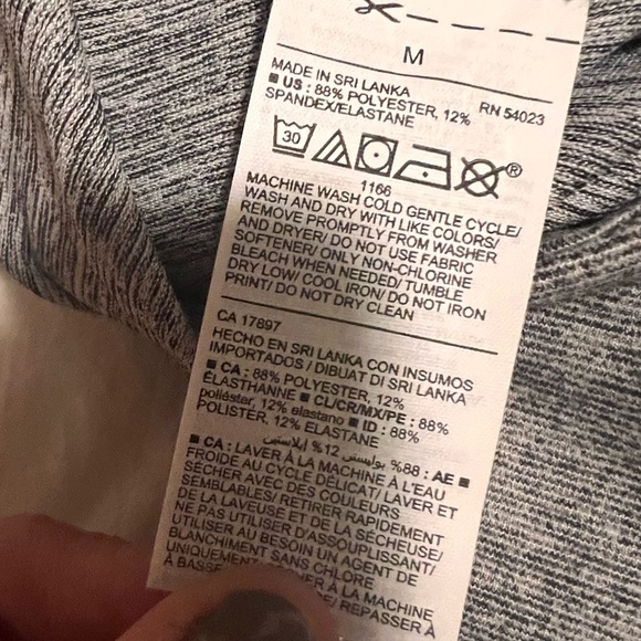 🆕 Old Navy Heather Grey Bike Shorts - Picture 5 of 5